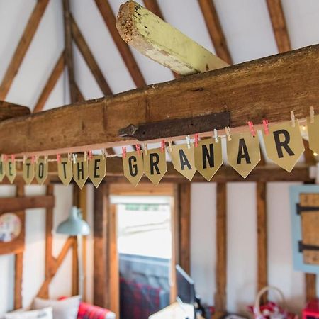 The Granary By Bloom Stays Canterbury Esterno foto